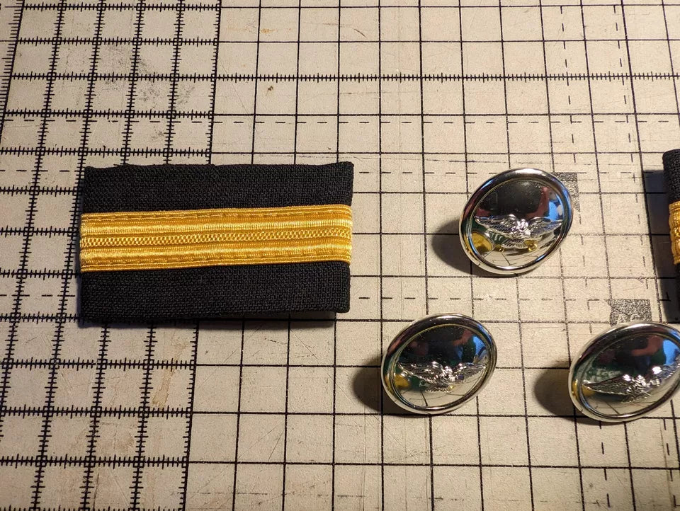 6 Airline Pilot Jacket Albatross Buttons & Aviation Pilot Shirt Epaulets Fancy Dress