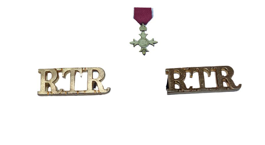 RTR ( Royal Tank Regiment ) Shoulder Titles
