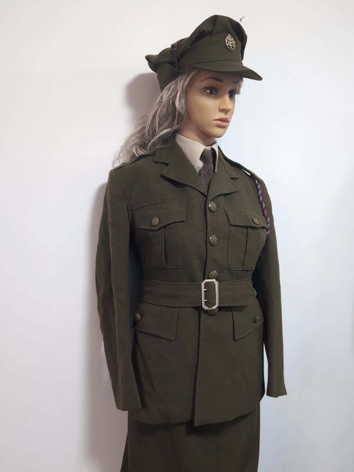 Auxiliary Territorial Service Service Dress Uniform Cap & Hat Badge