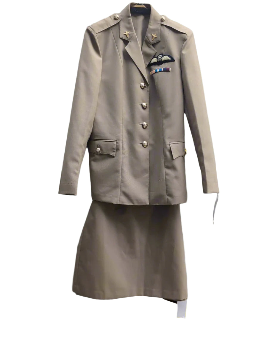 Woman's RAF No6 Officers Uniform Jacket & Skirt Bush Tropical Warm Weather WRAF ( stock location G21 E)”