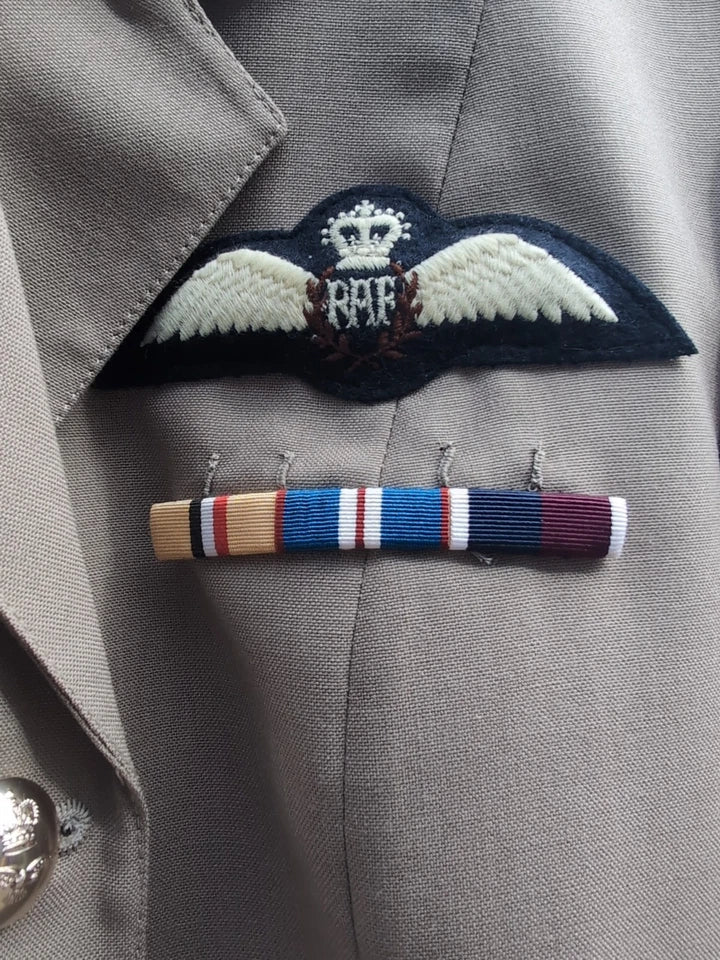 Woman's RAF No6 Officers Uniform Jacket & Skirt Bush Tropical Warm Weather WRAF ( stock location G21 E)”