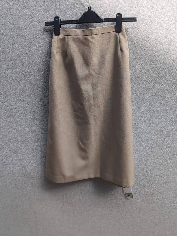 Woman's RAF No6 Officers Uniform Jacket & Skirt Bush Tropical Warm Weather WRAF ( stock location G21 E)”