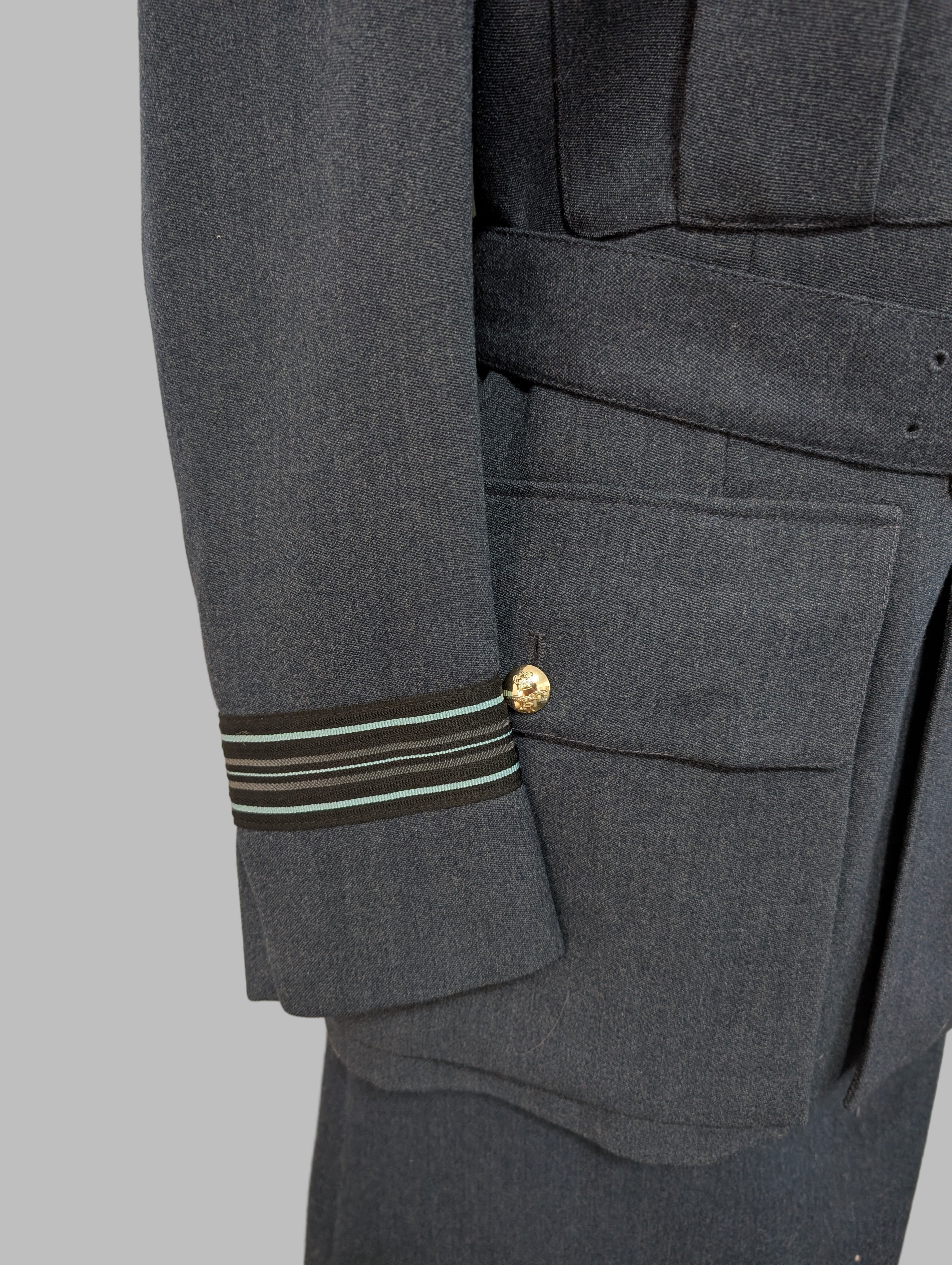WAAF Officers Uniform Jacket with Shirt, Skirt & Cap