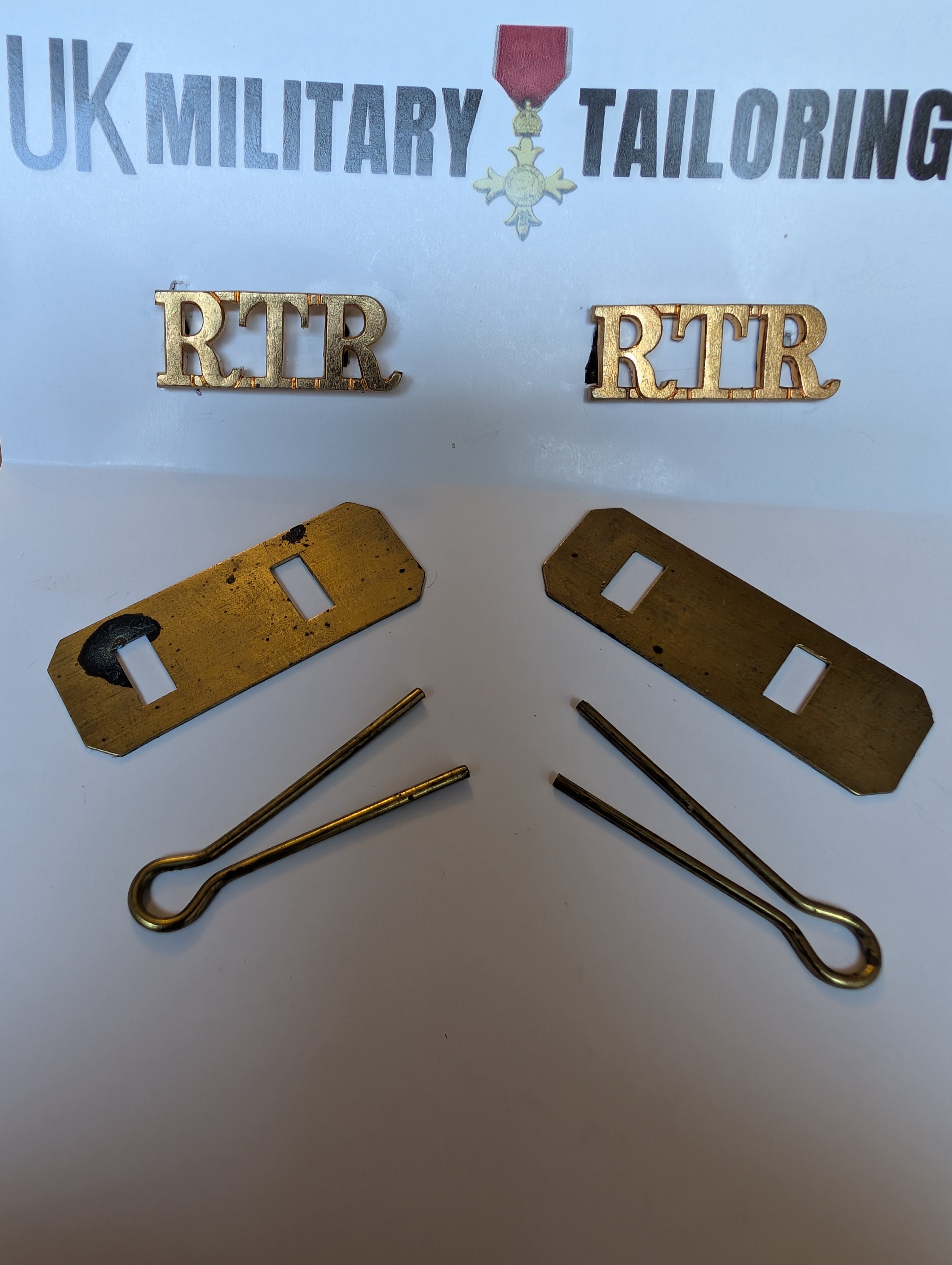 RTR ( Royal Tank Regiment ) Shoulder Titles