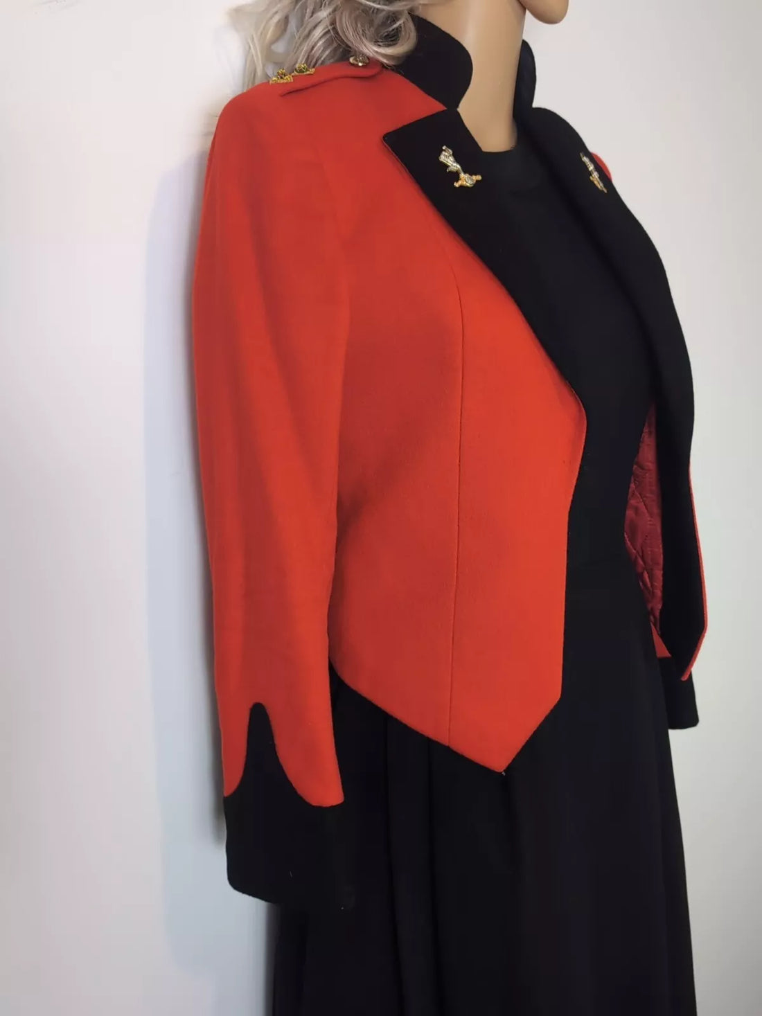 UK Ladies 6 to 8 British Army R SIGNALS Woman's Mess Uniform Jacket & Dress Officer ( our ref  Y235 )