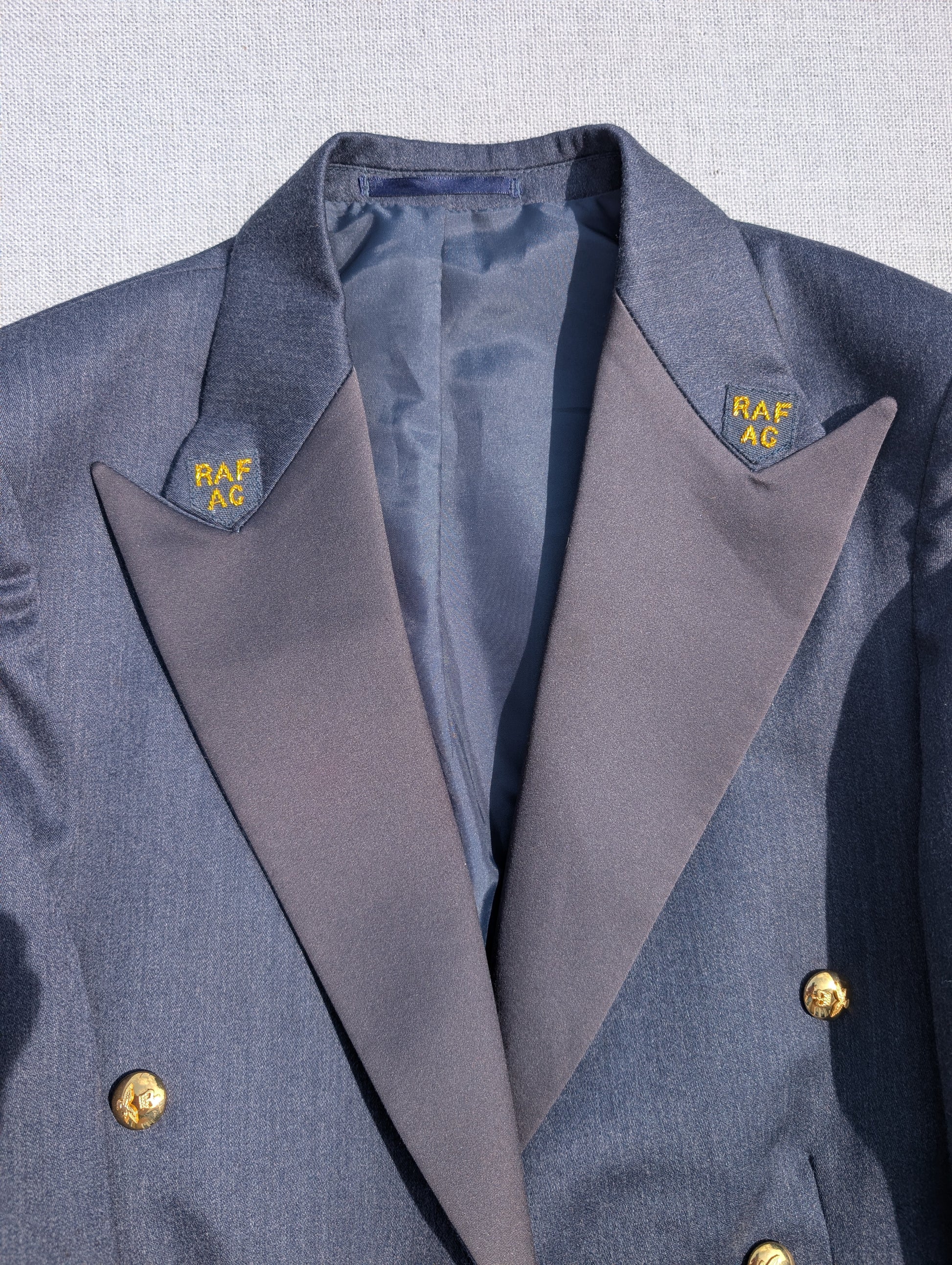 RAF No5 SD Mess Dress Uniform Jacket with RAFAC collar badges