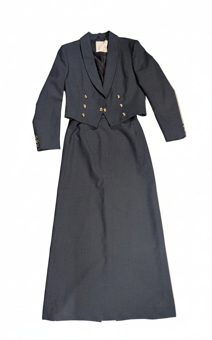 Woman's RAF No5 Mess Dress Uniform Jacket & Skirt