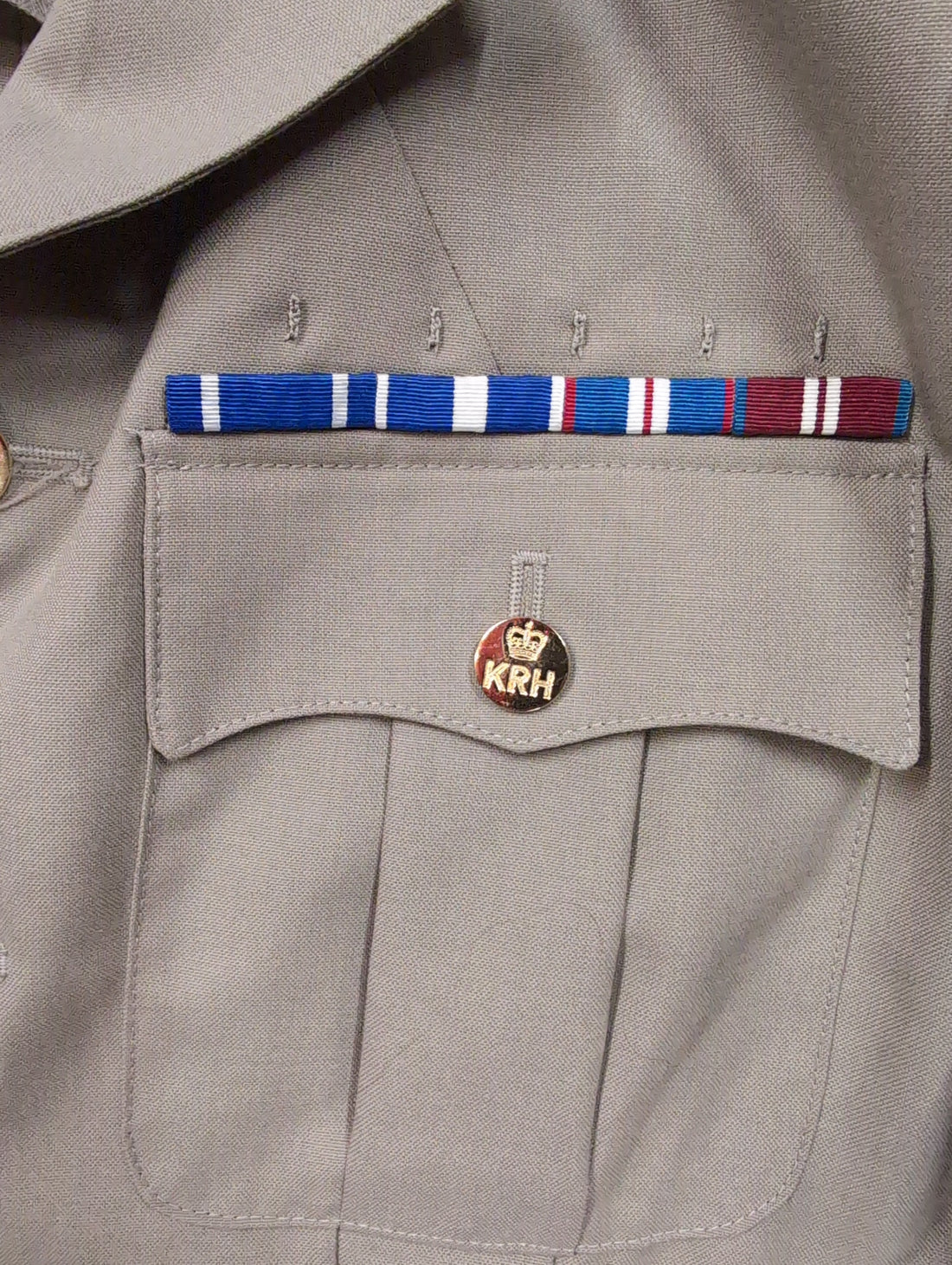 KRH Army Officers No.4 Dress Uniform Jacket 182/108/92)  our ref G208)