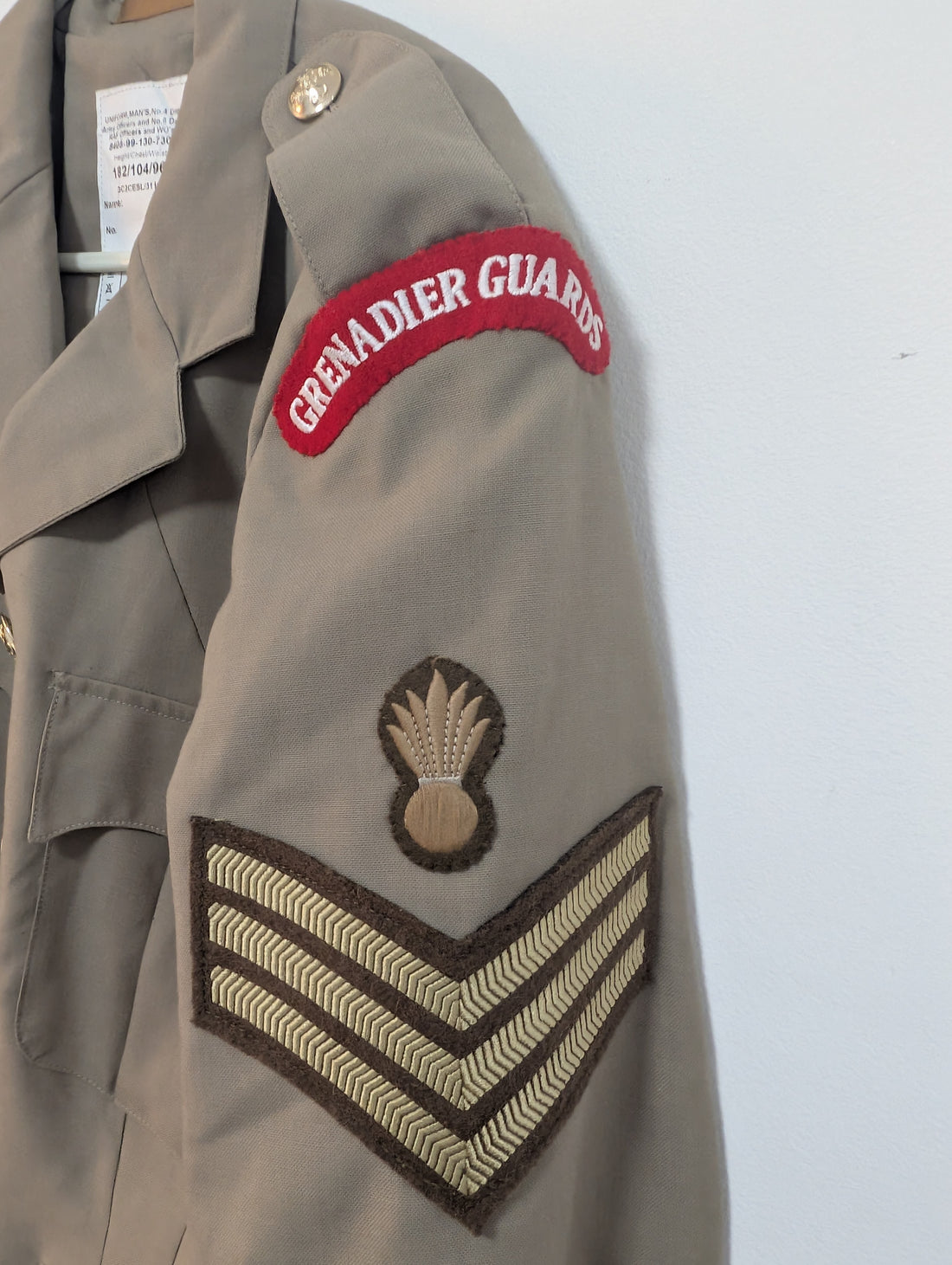 41" Regular Grenadier Guards No4 Uniform Jacket Size 182/108/88 ( our ref y349 )