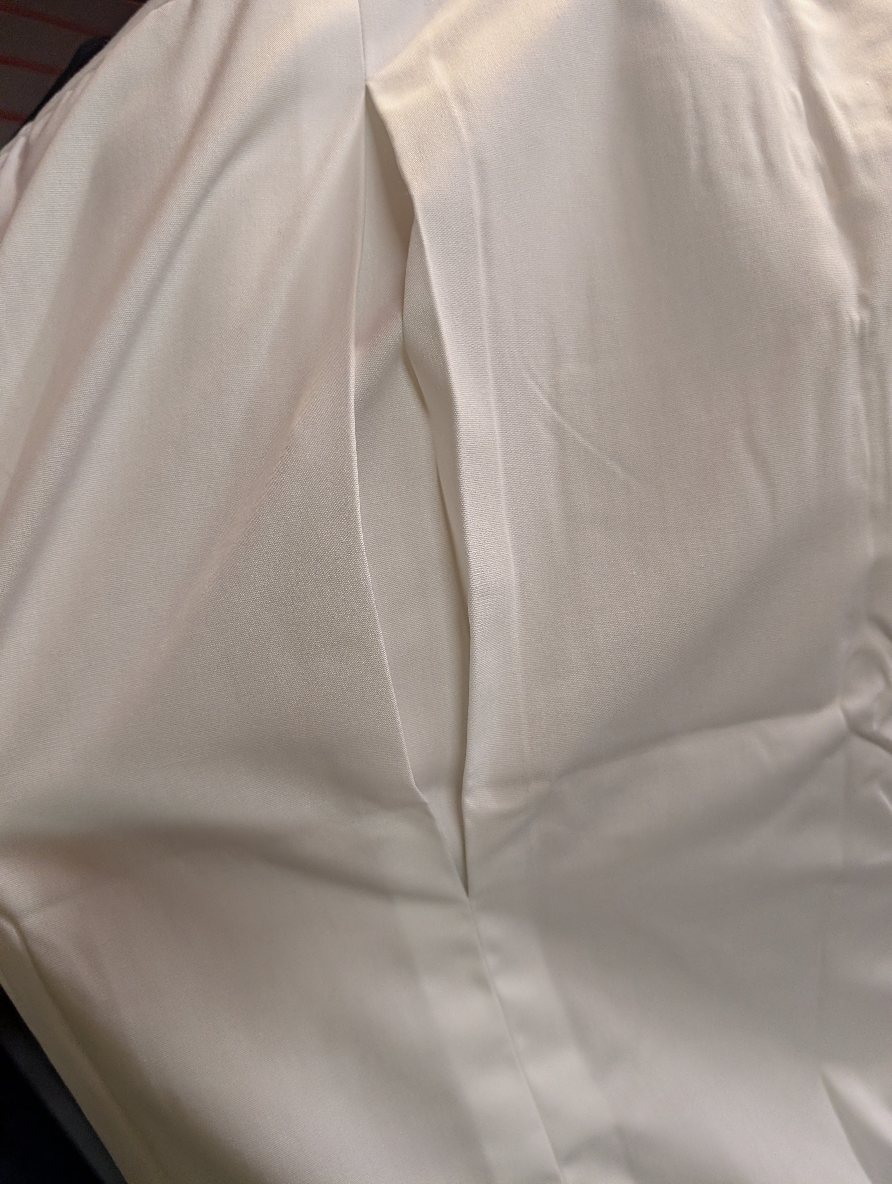 14 1/2" POLICE Short Sleeve White Shirt with fixed epaulettes and radio loops above the pockets