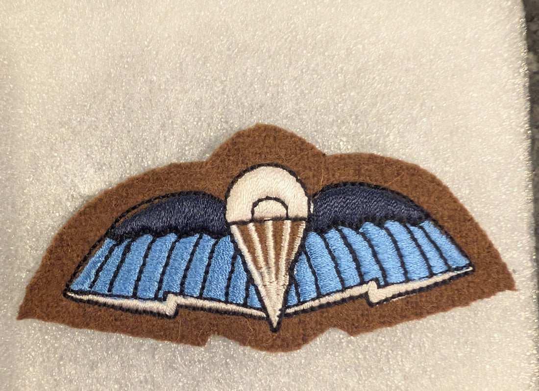 British Army and UK Special Forces 18 (UKSF) Signal Regiment(UKSF). 18 (UKSF) Sig Regt Royal  Corps of Signals Communicator Wings