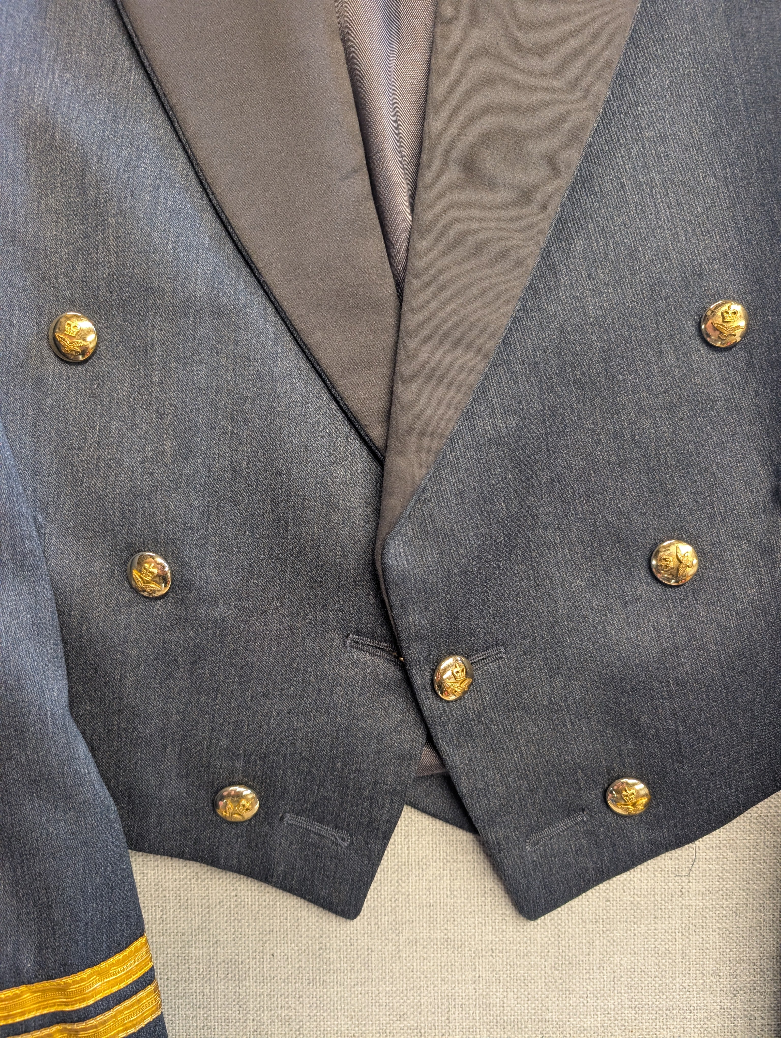 41" Tall ( 104cm L ) RAF Officers No5 SD Mess Dress Uniform Jacket