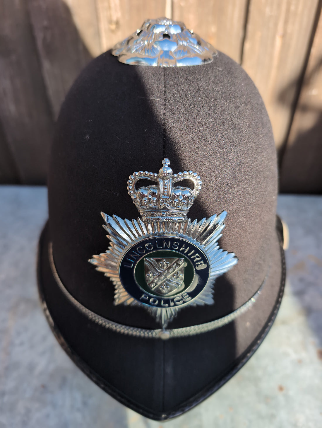 Rose Top Custodian Helmet with Lincolnshire Constabulary Police Plate Badge ( our ref G158)