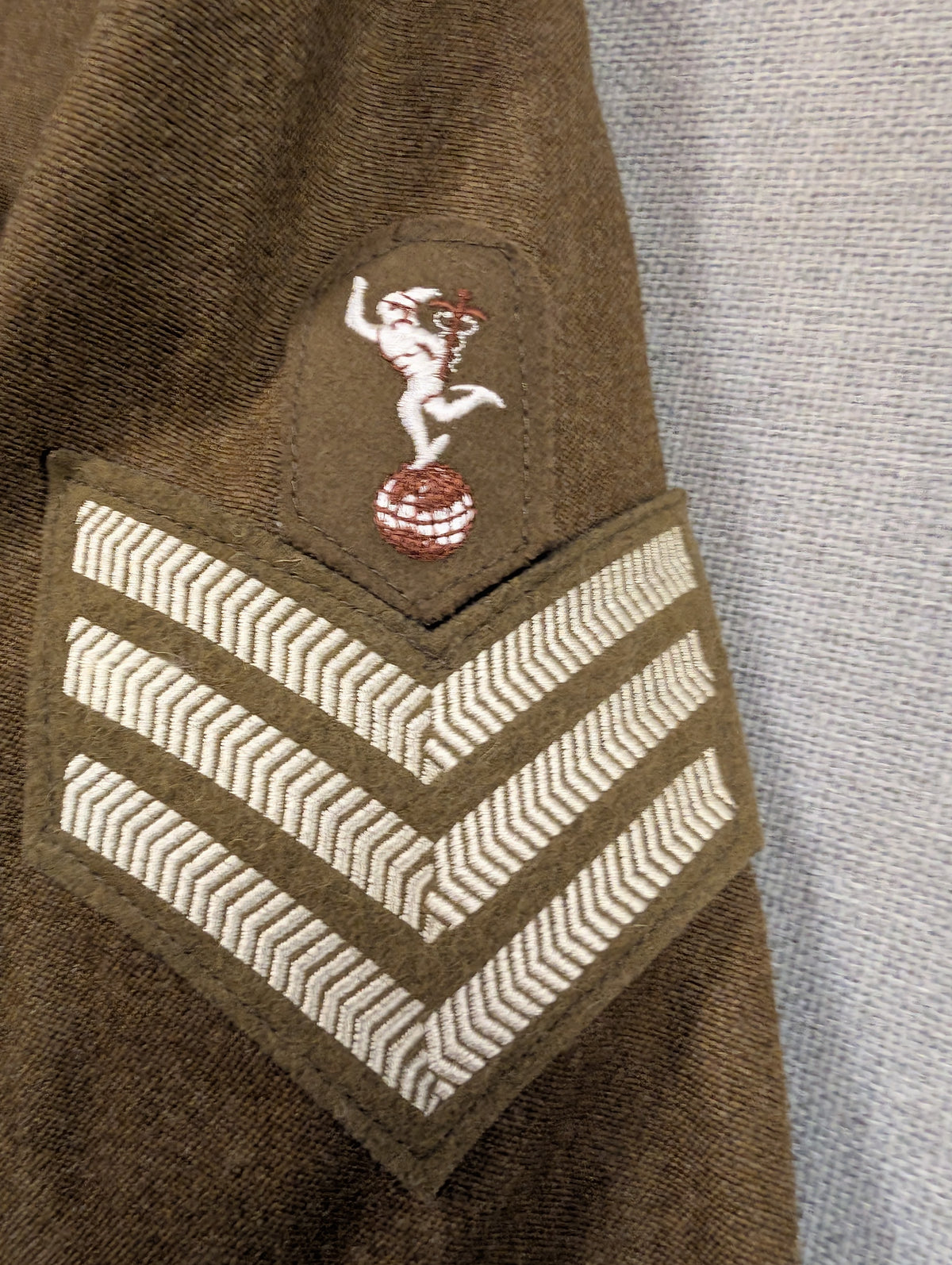 British Army Royal Corps of Signals  No. 2 FAD Service Dress Jacket RCS with Mercury the God of Messengers Jimmy