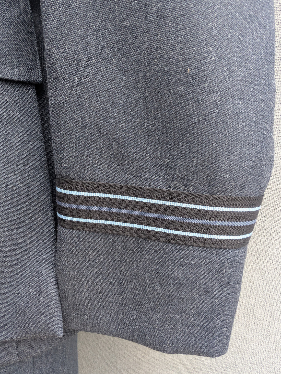 41" Chest Extra Tall RAF Officers No1 Dress Uniform Jacket & Trousers Flt Lt SD ( our ref G74 )
