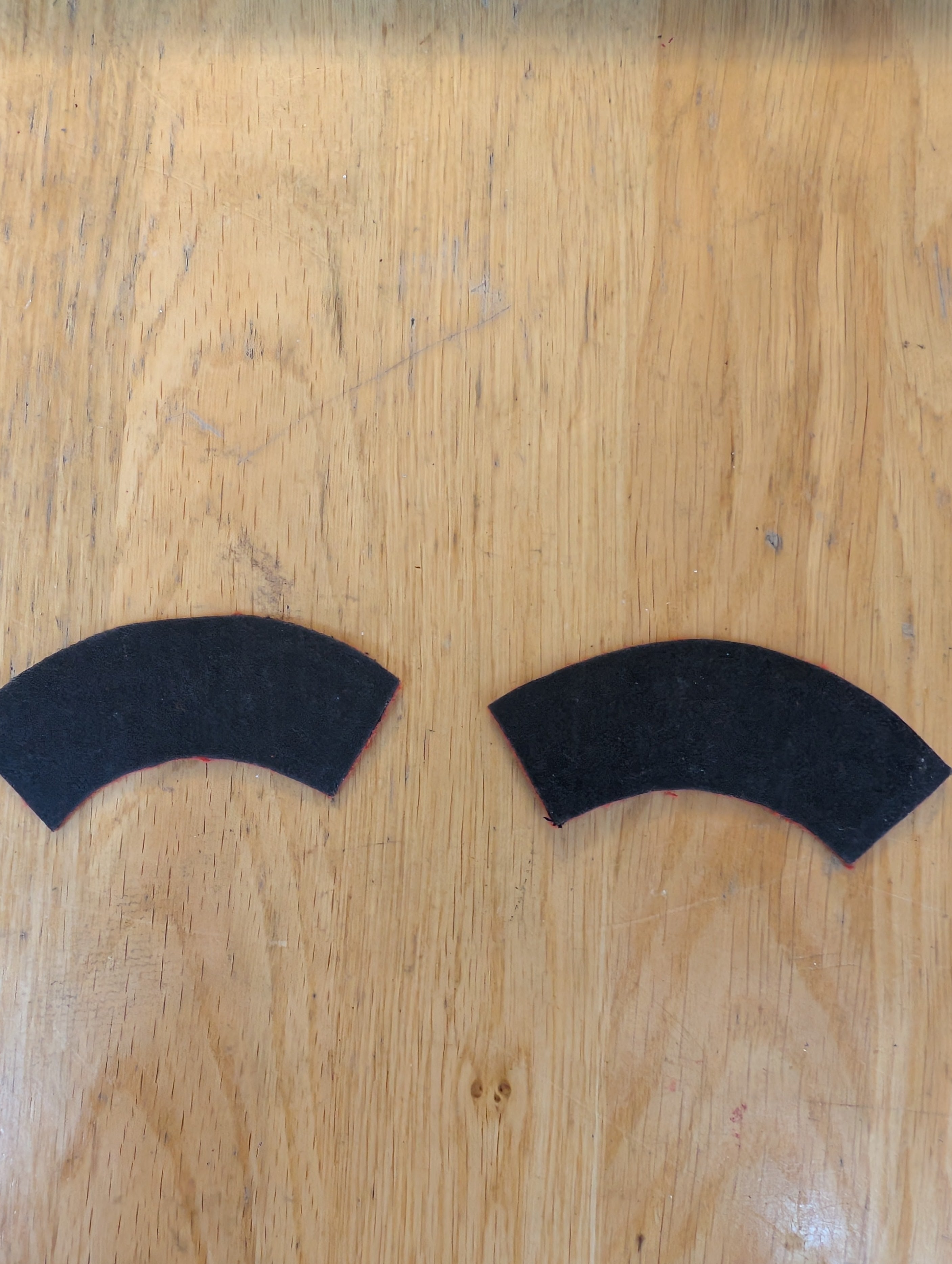 1 Pair of ATS (Auxiliary Territorial Service) Woman's Shoulder Titles