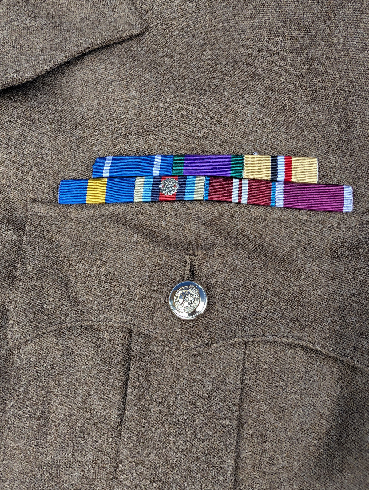 Medal Ribbons on FAD No Jacket Welsh Guards
