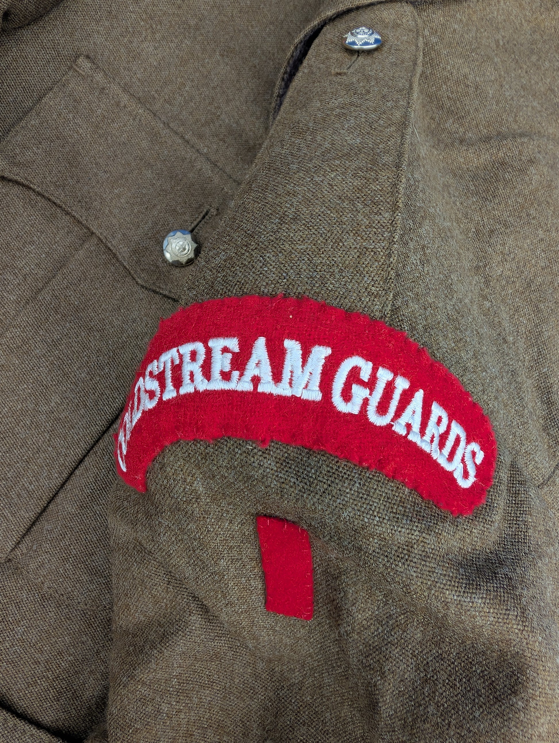 coldsrteam guards Shoulder titles