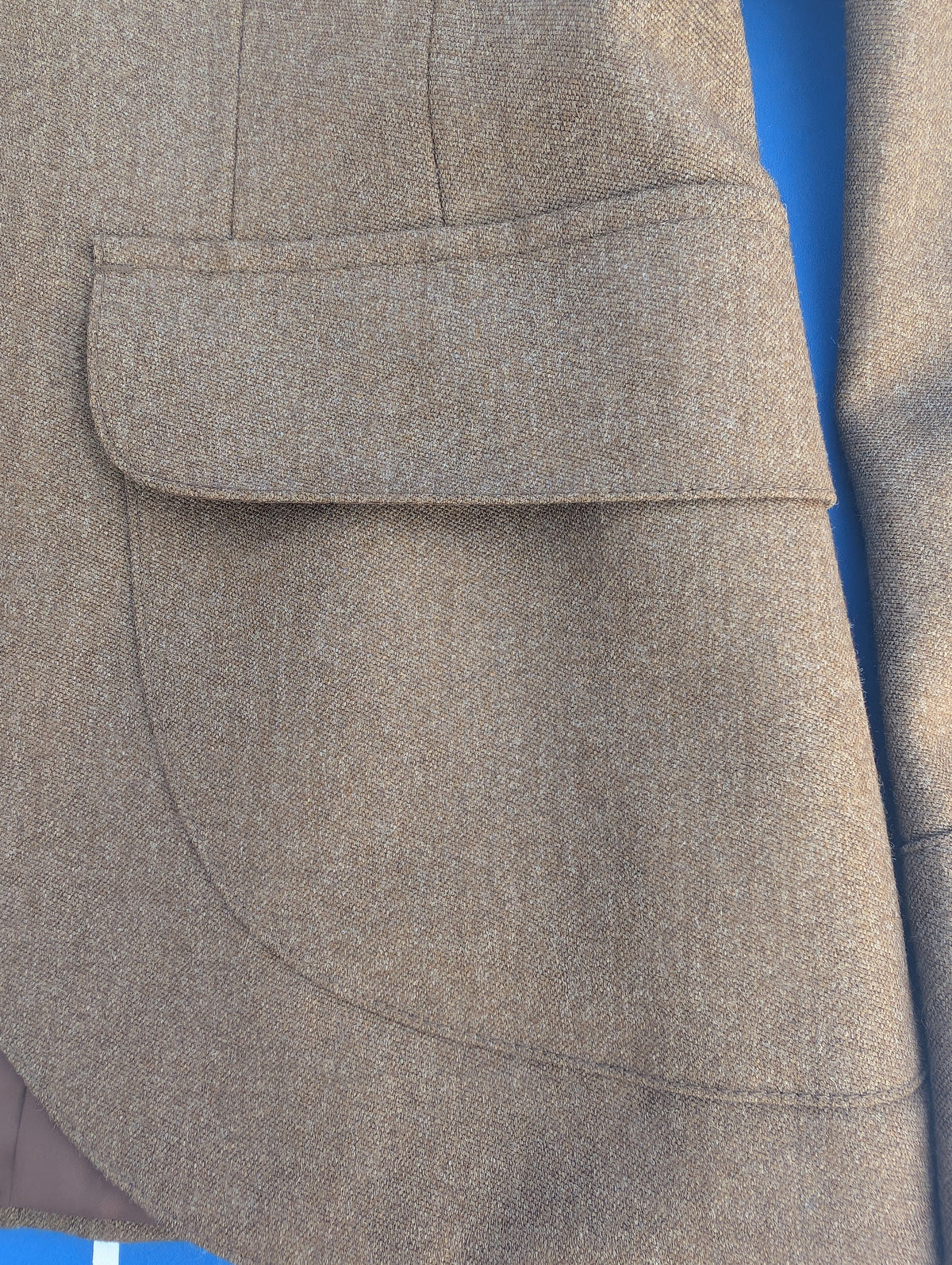bottom patch pocket on a Royal Regiment of Scotland No2 Uniform Jacket | RRS Kilt Cut Pattern