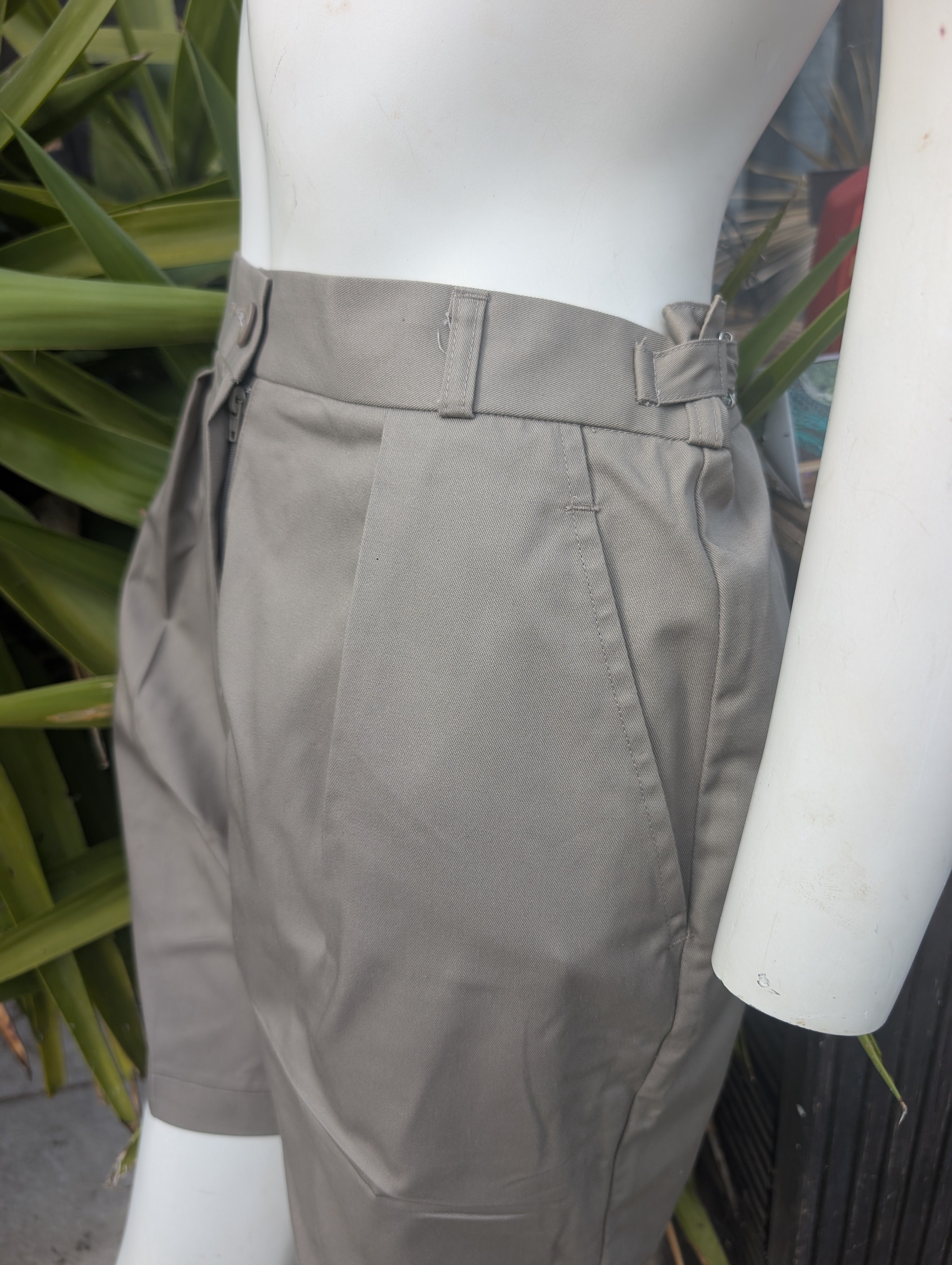 Woman's Tropical Warm Weather Stone Safari Shorts