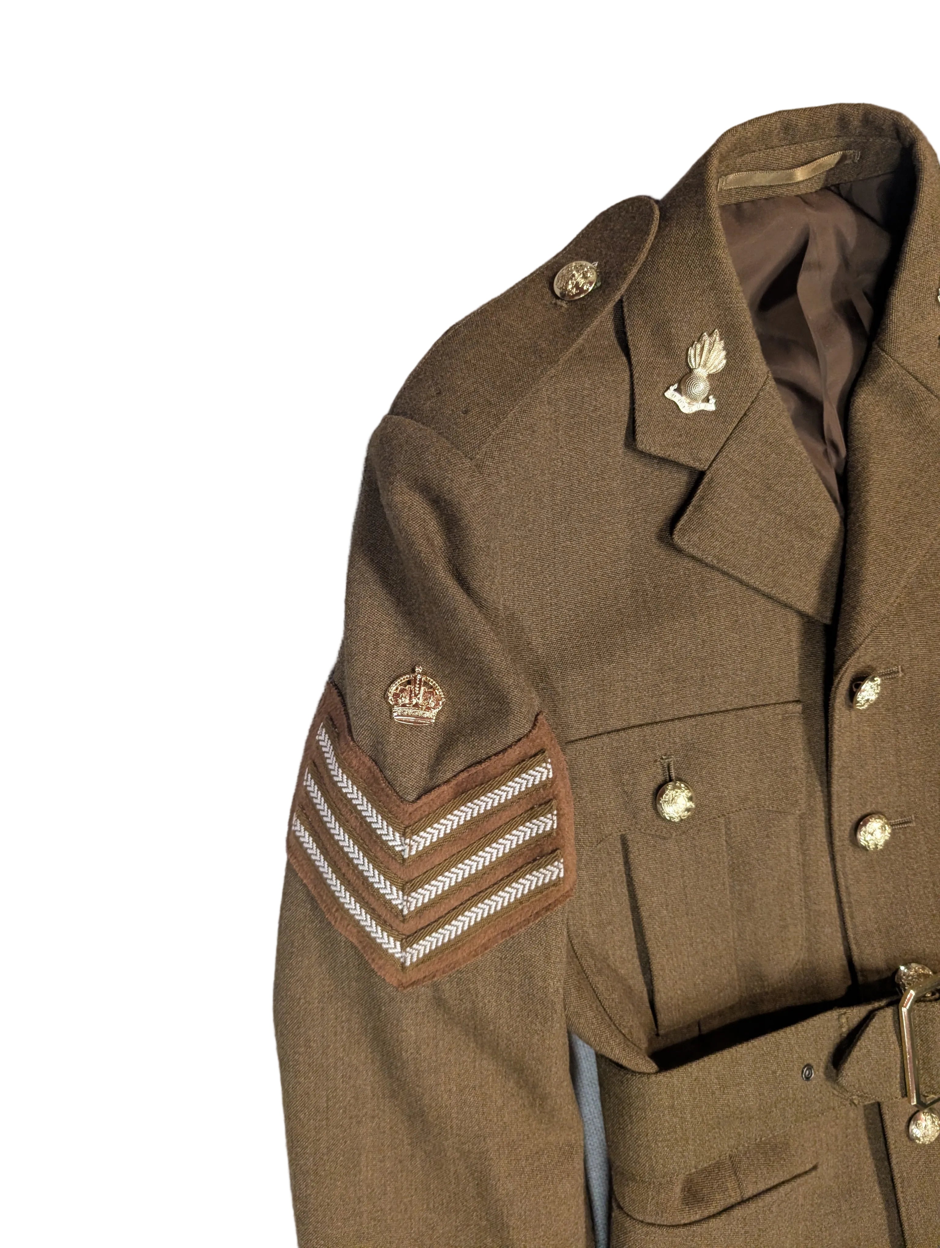 Close up photo of British Army No.2 Uniform Jacket Goodwood Revival Colour Sergeant Rank on arm with Royal Artillery Collar Badges