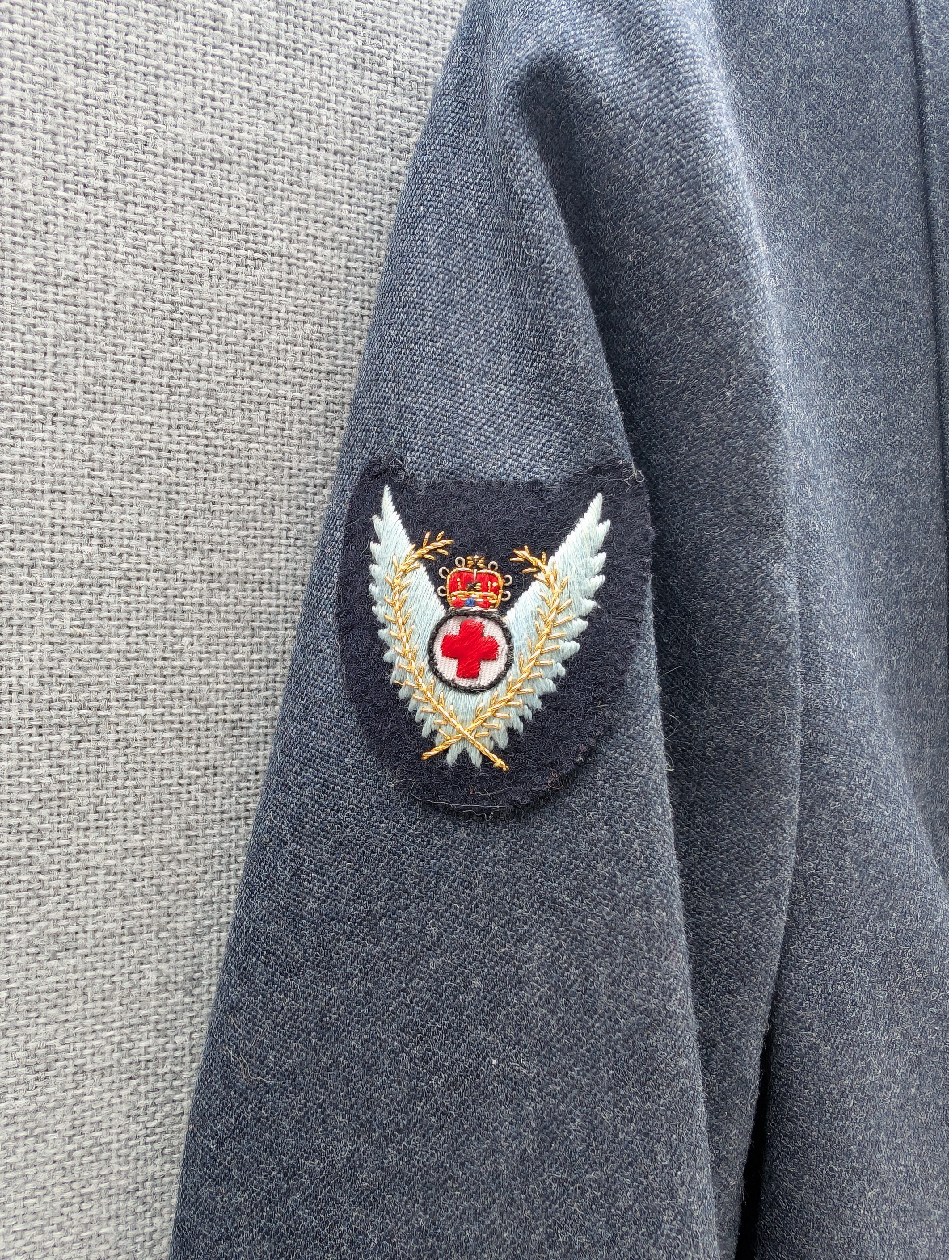 UK 10 Woman's PMRAFNS RAF Officers No1 SD Uniform Jacket & Skirt 9 our ref G18 )
