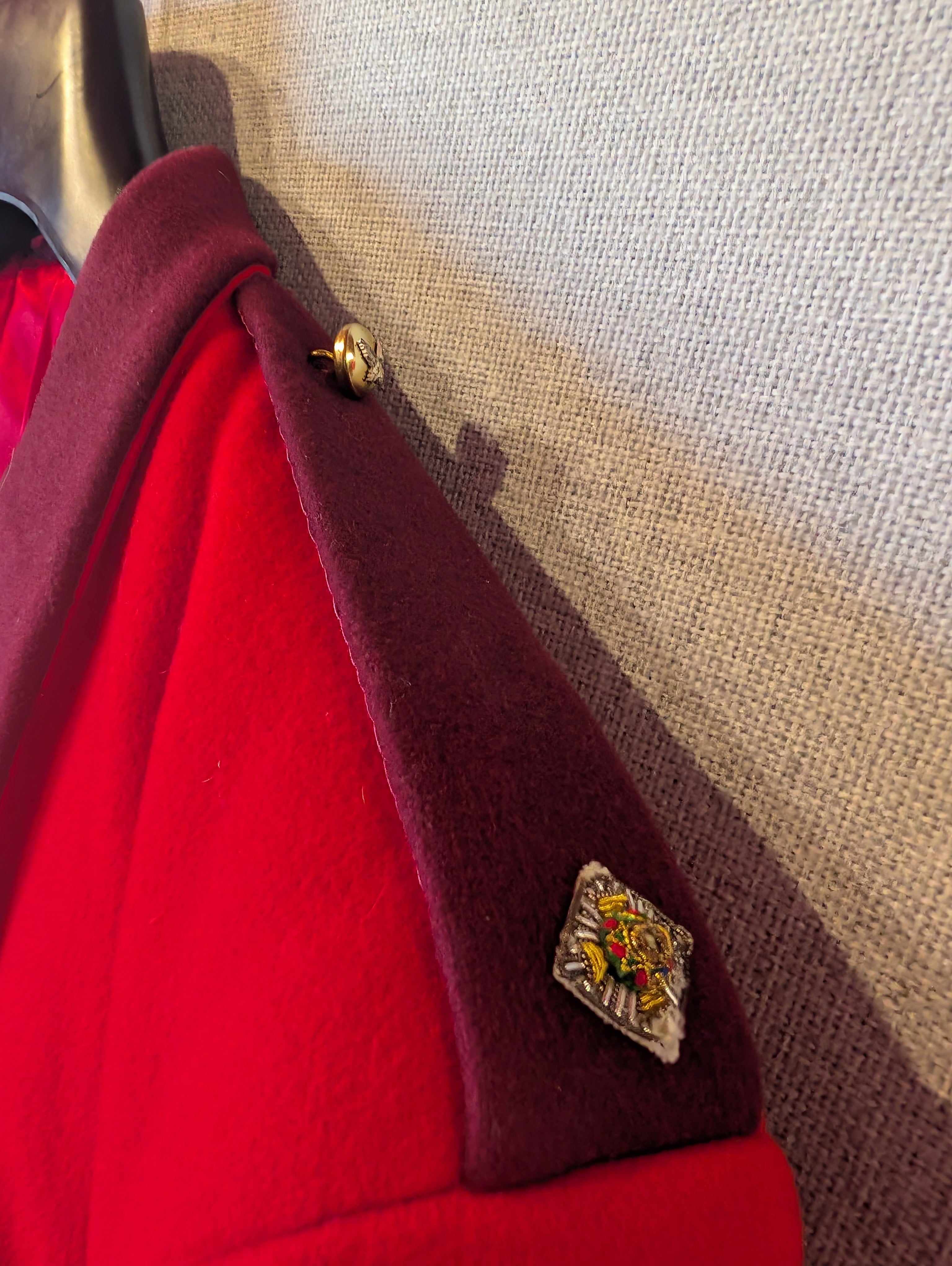 Parachute Regiment Mess Dress 42" Regular Jacket Waistcoat & Trousers ( our ref G86)