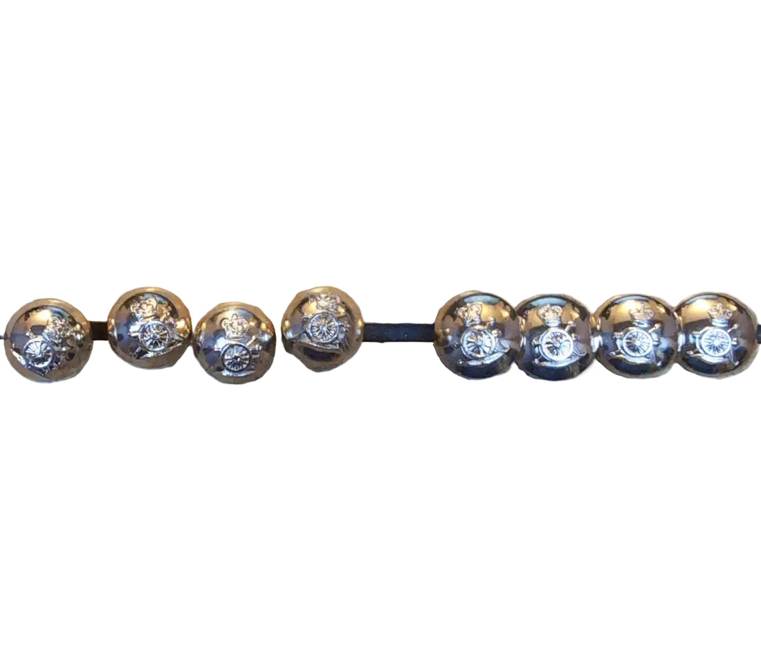 1 Set of Royal Horse Artillery ( RHA ) No2 Service Dress Jacket Ball , 28 Ligne Anodised Aluminium